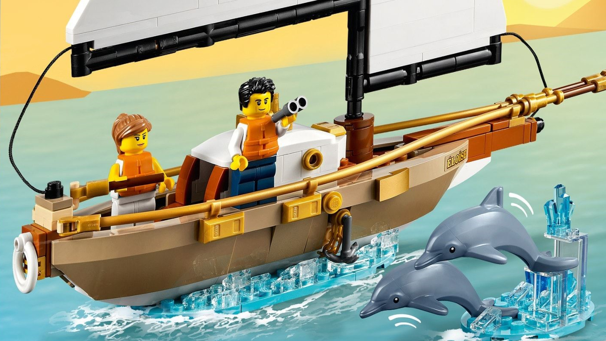 Last chance for a retired LEGO Ideas gift-with-purchase