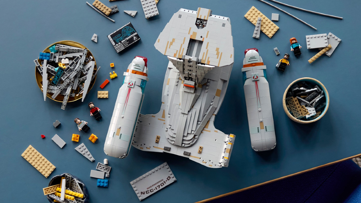 LEGO Star Trek Enterprise-D is powered by a familiar energy source