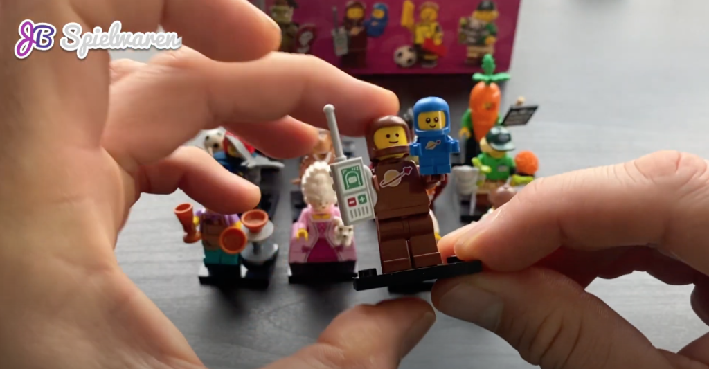 JB Spielwaren LEGO CMF 71037 Series 24 video review 6 1024x533