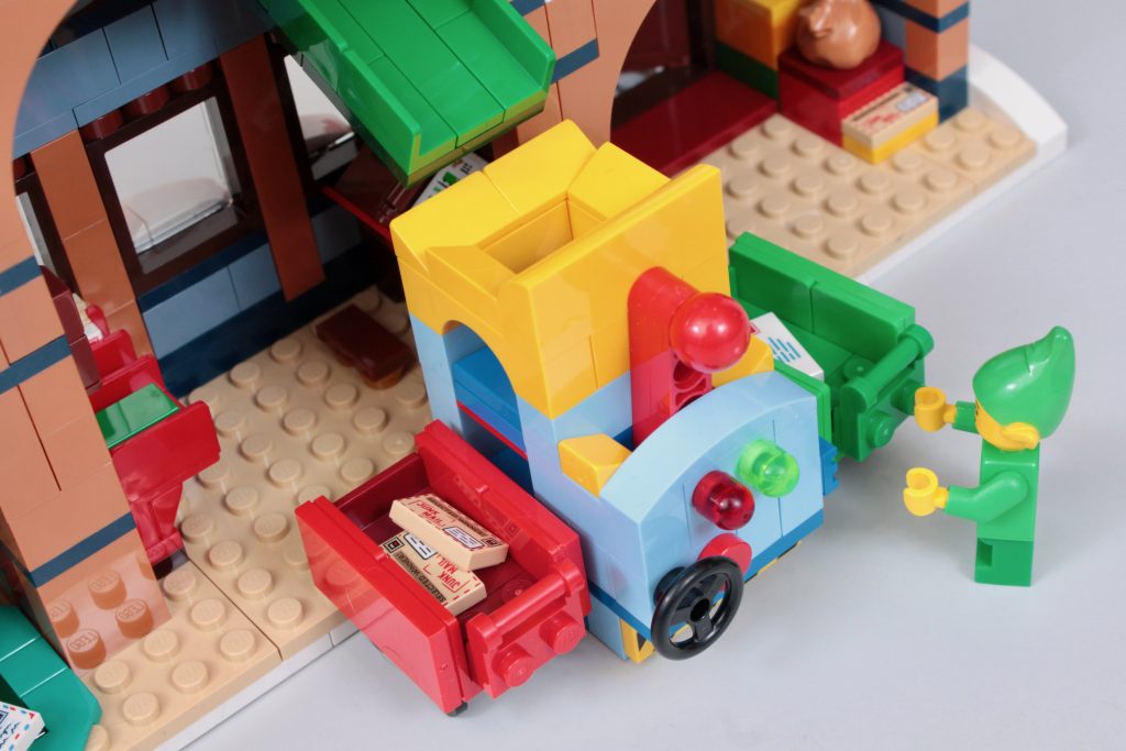 LEGO Winter Village 10339 Santas Post Office review 38 1024x683