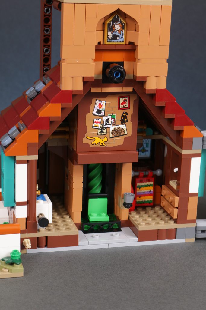 LEGO Harry Potter 40695 Borgin and Burkes Floo Network review 14 683x1024